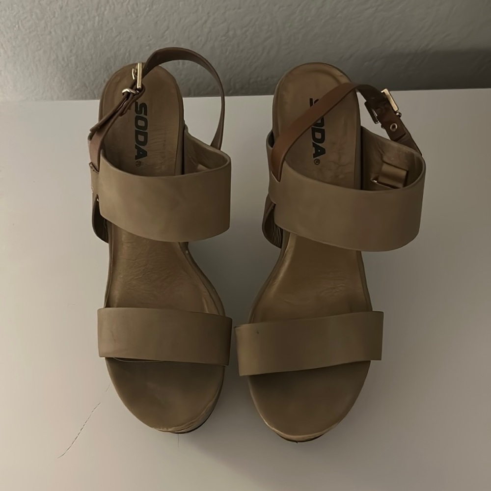 Brown and tan platform wedges size 8